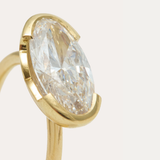 Selene Ring with Moval Lab Diamond