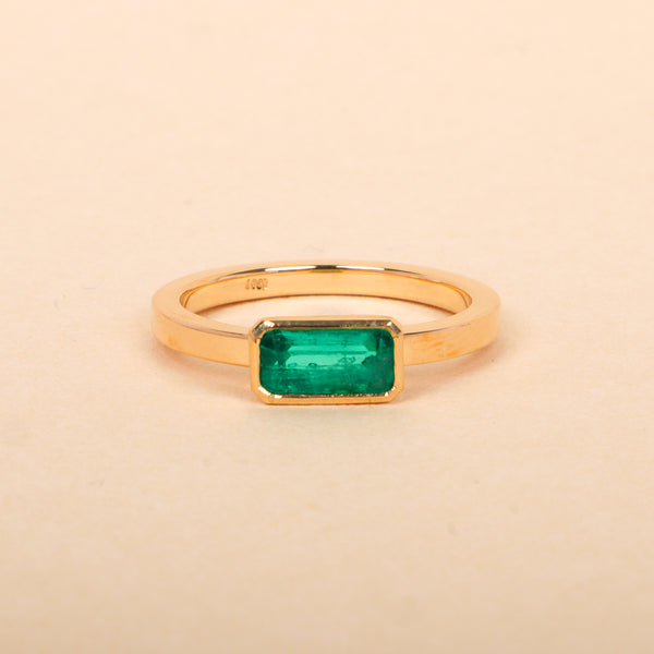 Zuri Emerald Solitaire - 18ct Gold