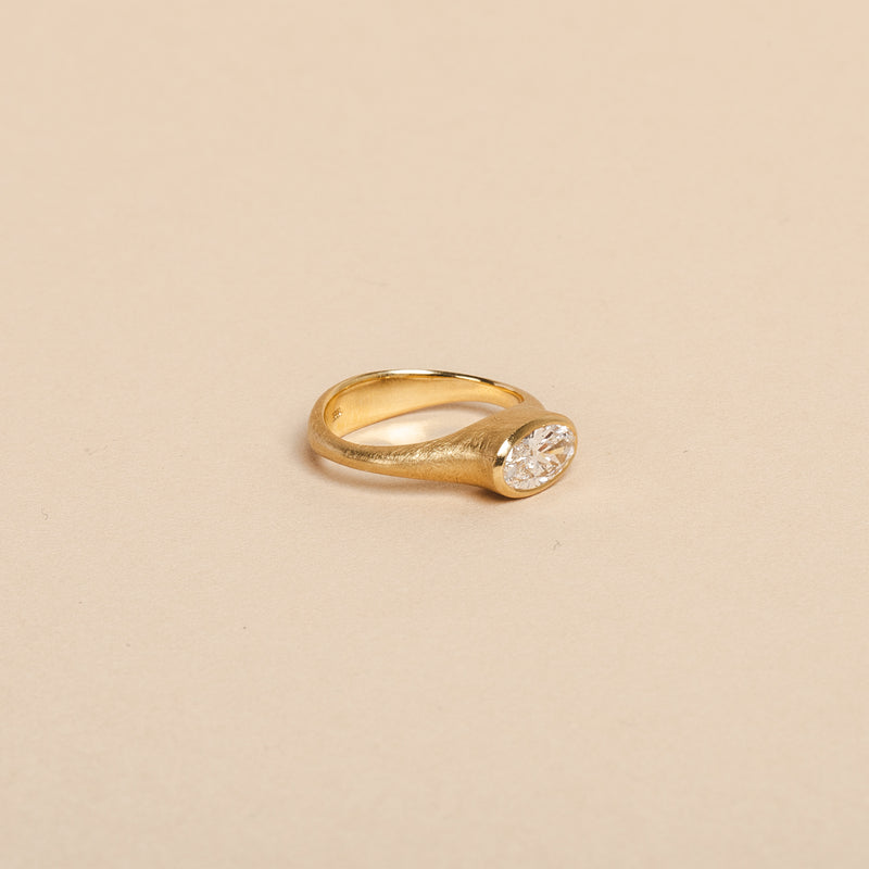 Nico Ring with Natural Moval Diamond - 18ct Gold