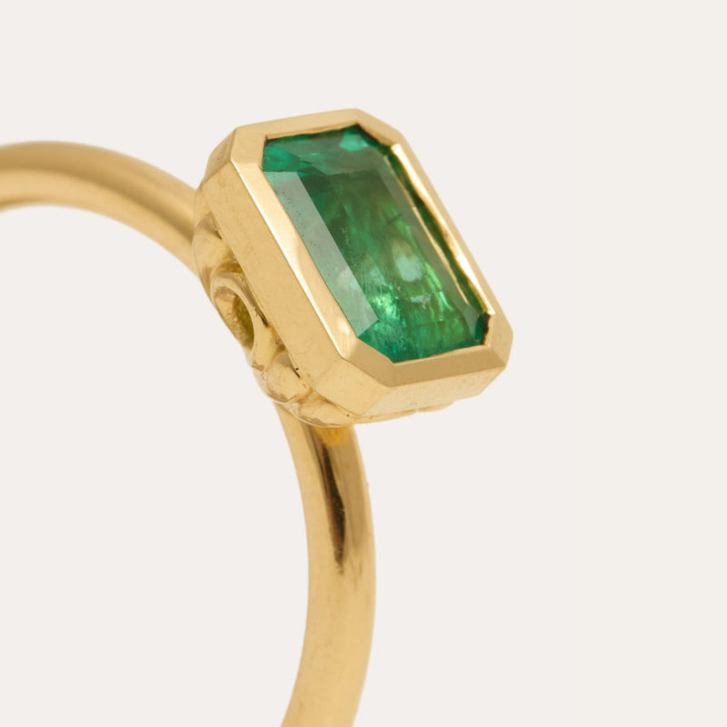 Esmeralda with 1ct Zambian Emerald - 18ct Gold