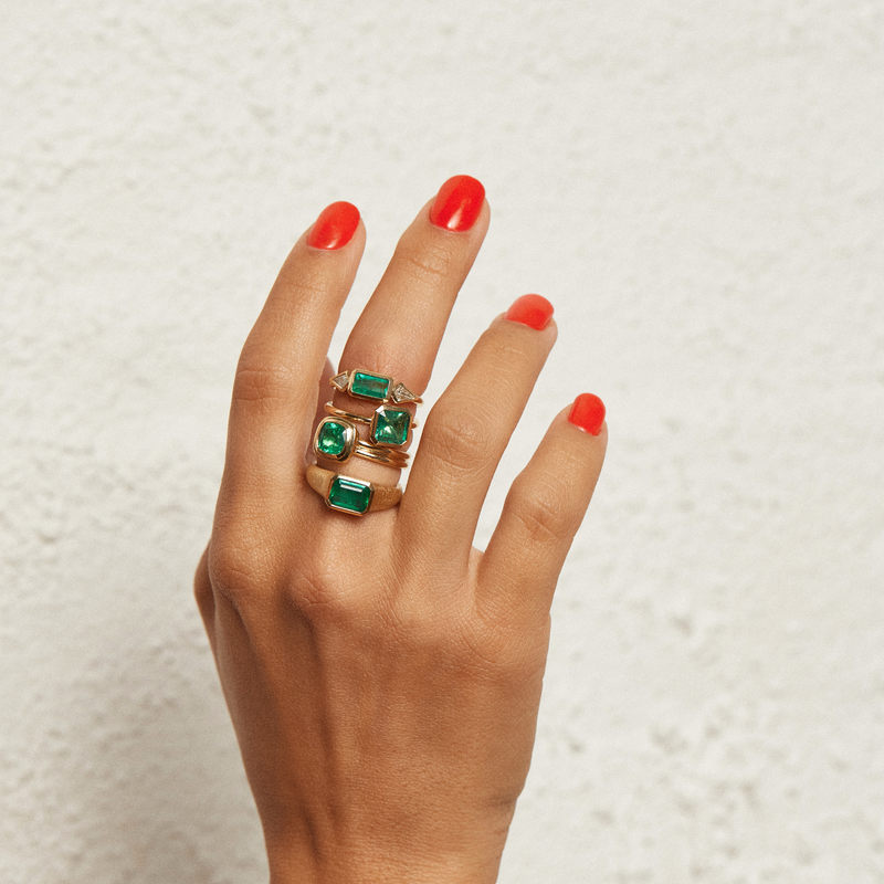 Soleil Ring with Cushion Cut Emerald - 18ct Gold