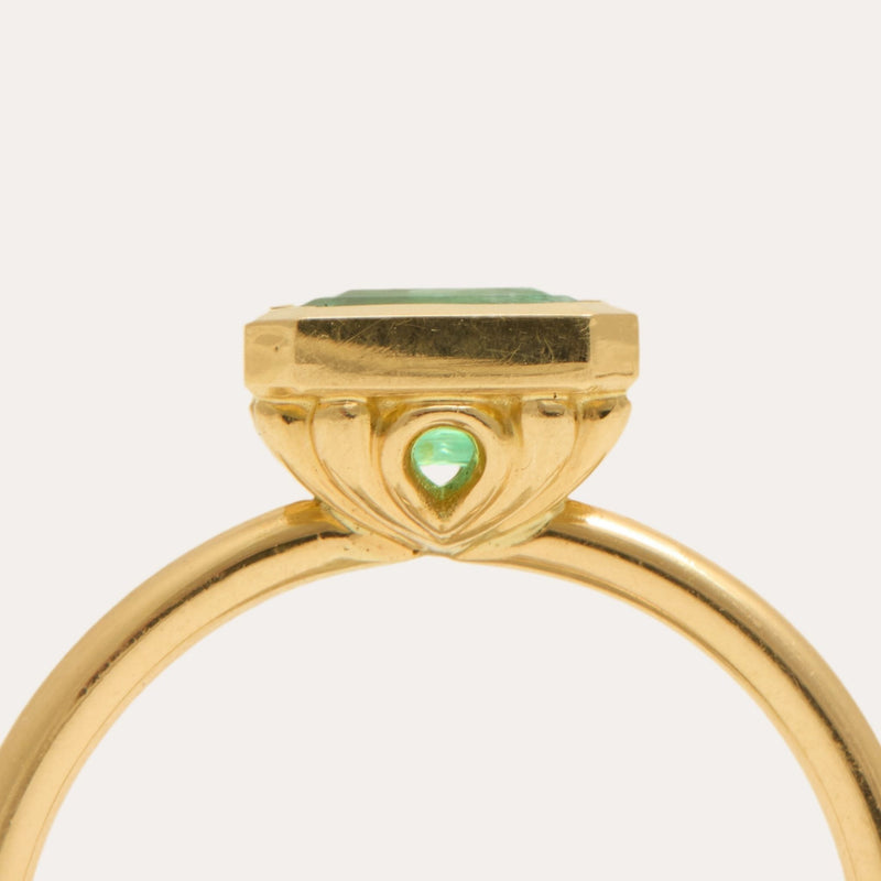 Esmeralda with 1ct Zambian Emerald - 18ct Gold