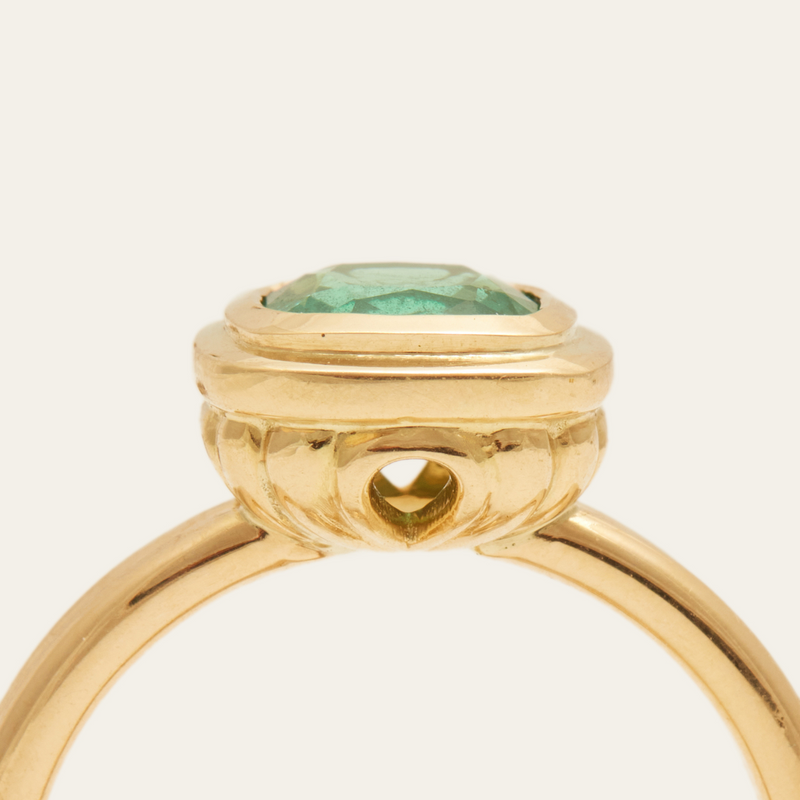 Soleil Ring with Cushion Cut Emerald - 18ct Gold