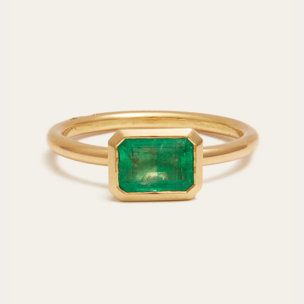 Esmeralda Solitaire with 1.03ct Colombian Emerald - 18ct Gold
