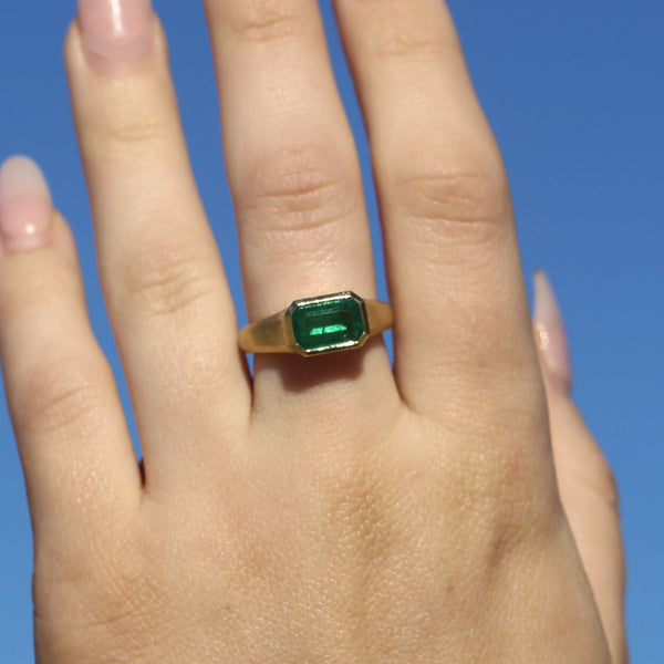 Nico Ring with Emerald Cut Zambian Emerald