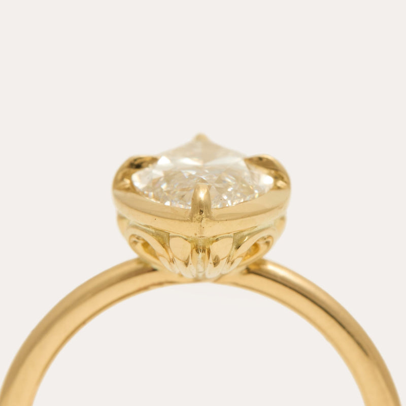 Venus with Lab Marquise Diamond - 18ct Gold