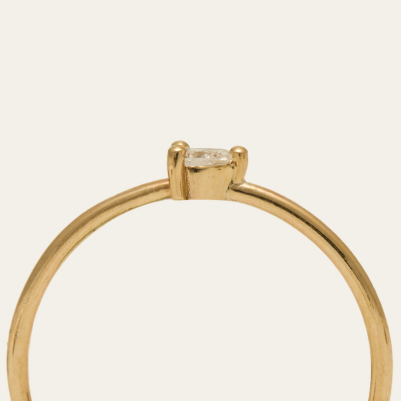 Eos Lab Diamond Ring - 9ct Gold