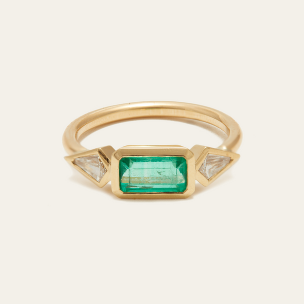 Cairo Three Stone Ring with 1.07ct Colombian Emerald & Diamonds - 18ct Gold