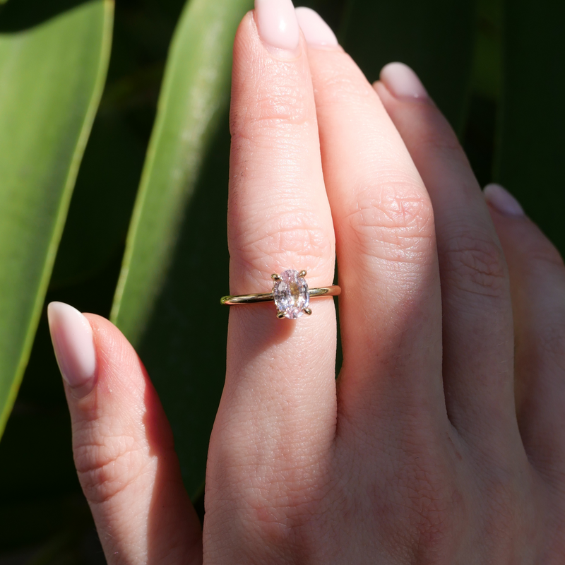 Lily with Oval Pink Sapphire - 18ct Gold