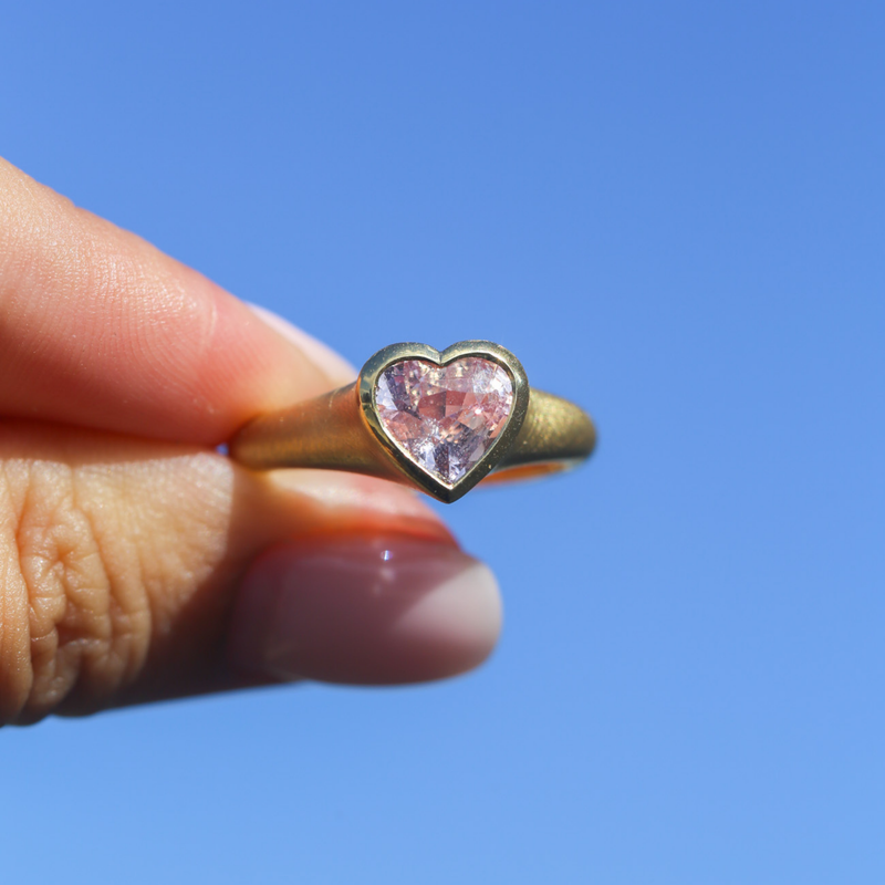 Nico Ring with Heart Shape Pink Sapphire - 18ct Gold