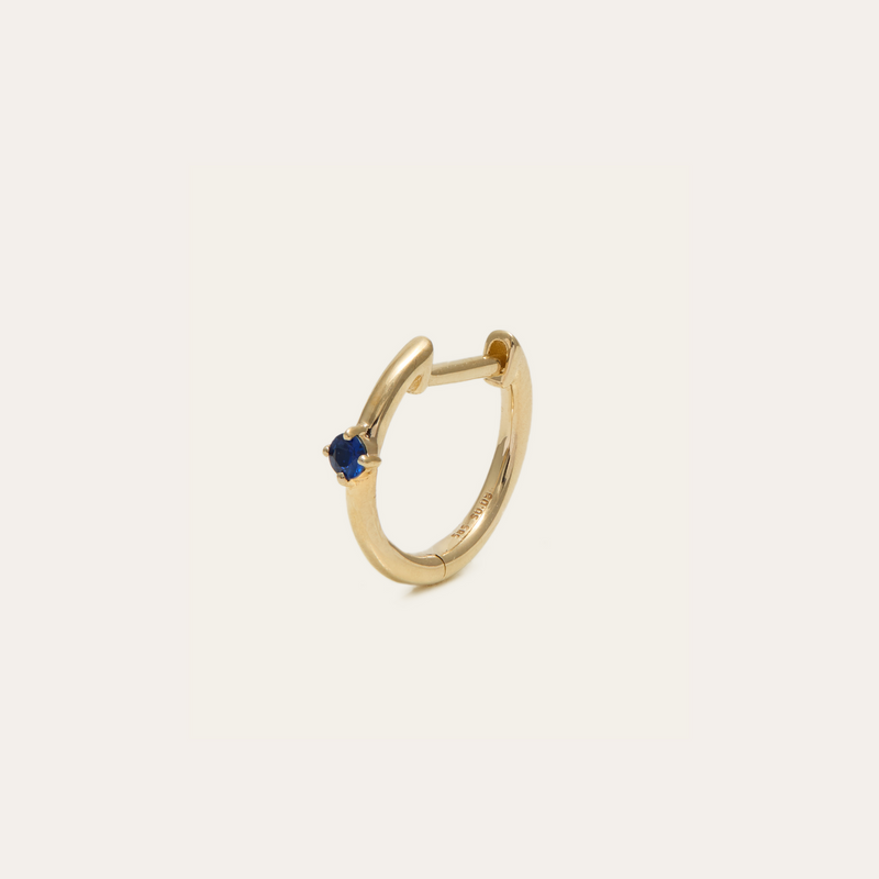 Solo Blue Sapphire Huggie Small - 14ct Gold