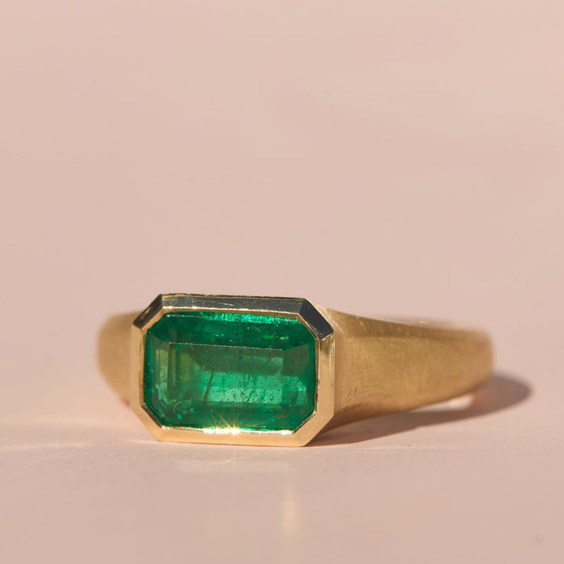 Nico Ring with Emerald Cut Zambian Emerald