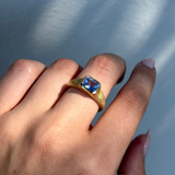 Nico Ring with 1.53ct Ceylon Sapphire - 18ct Gold