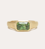 Nico Ring with Green Sapphire