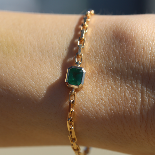 Hera Bracelet with Zambian Emerald - 9ct Gold