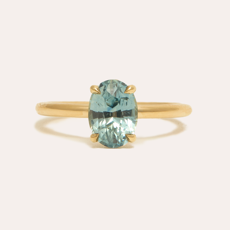 Atmos with Oval Blue Sapphire - 18ct Gold