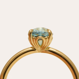 Atmos with Oval Blue Sapphire - 18ct Gold