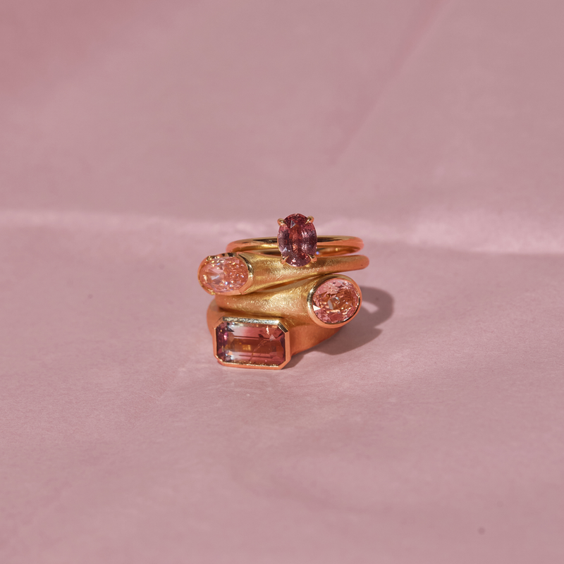 Nico with Oval Pink Sapphire - 18ct Gold