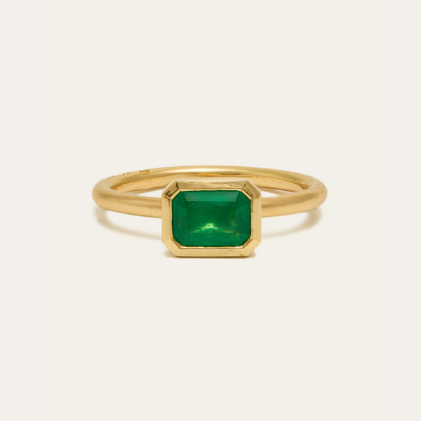 Esmeralda with 0.94ct Zambian Emerald - 18ct Gold