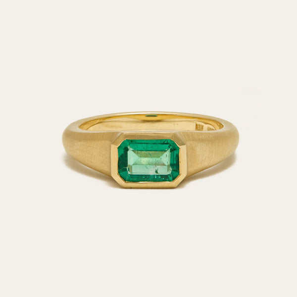 Nico Ring with 0.76ct Zambian Emerald - 18ct Gold