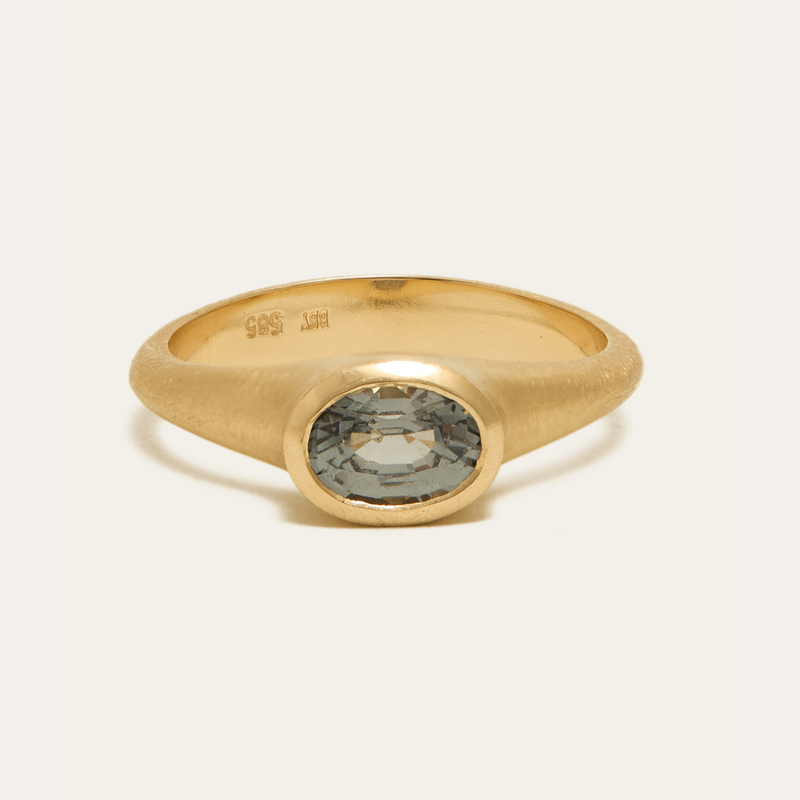 Coco with Oval Grey Spinel - 14ct Gold