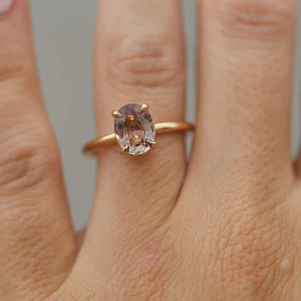 Paloma with Oval Pink Sapphire - 18ct Gold