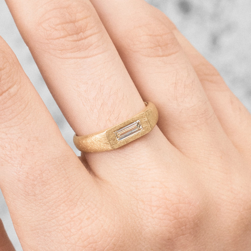 5mm Flat Court Wedding Ring In 18ct Yellow Gold With Bevelled Edges.