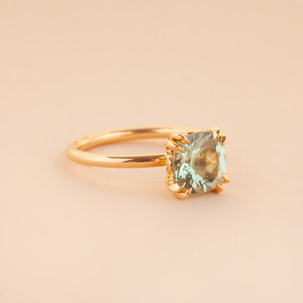 Betty Green Beryl Solitaire - 18ct Gold