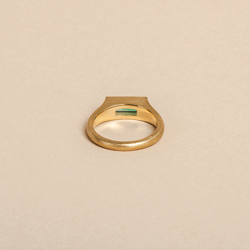 Nico Ring with 0.88ct Colombian Emerald - 18ct Gold